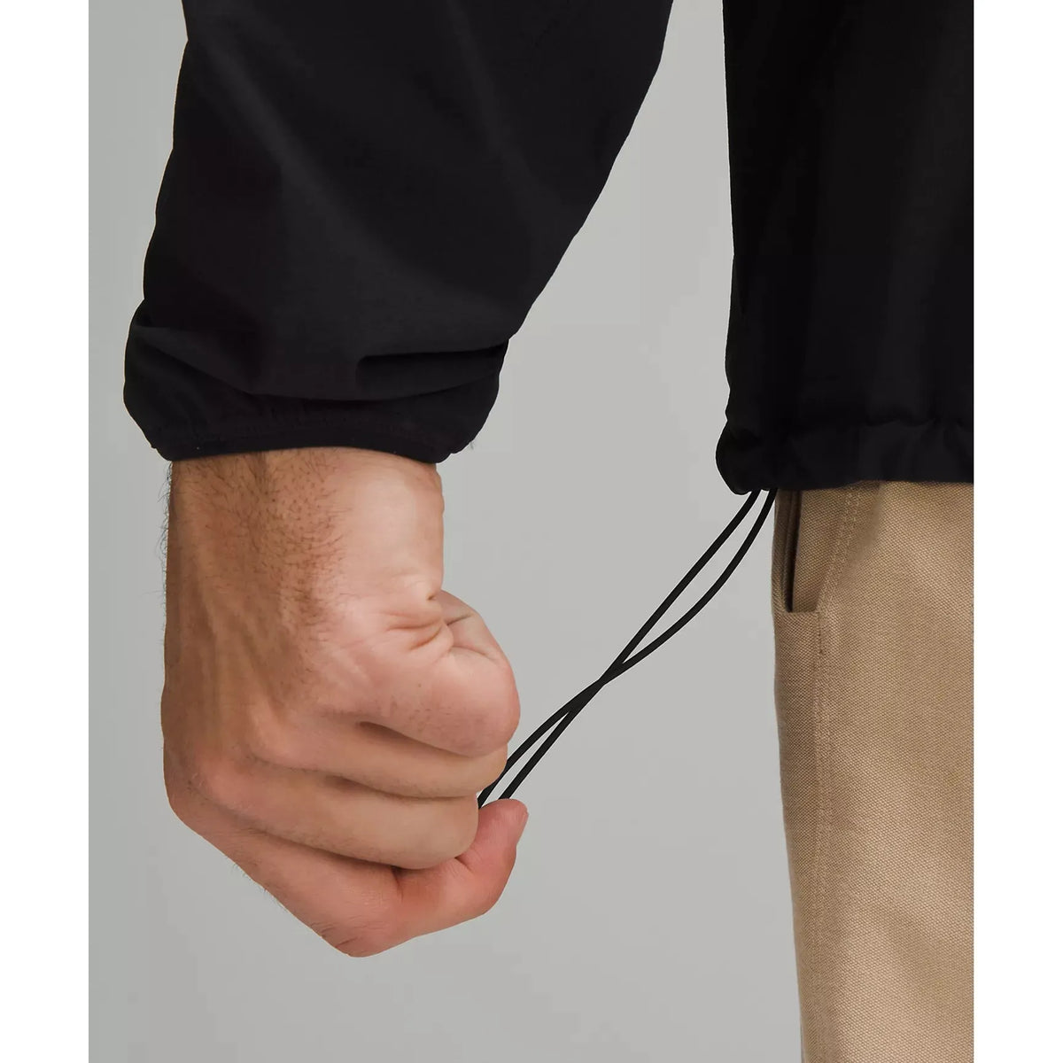 Lululemon Men's Sojourn Windbreaker Jacket
