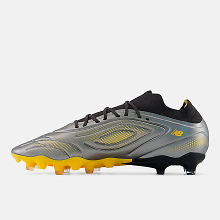 Tekela Team Low Laced FG V5 - New Balance